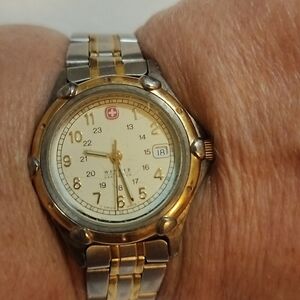Vintage Wenger Swiss Army Gold and Silver tone watch